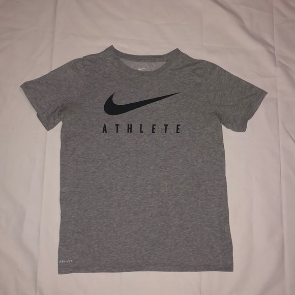 Grey Nike T- Shirt - Picture 1 of 2